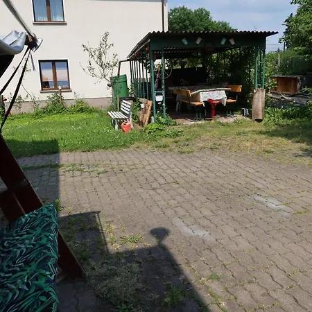 Apartment Im Einfamilienhaus, Automobil Und Robert Schumann Stadt Zwickau